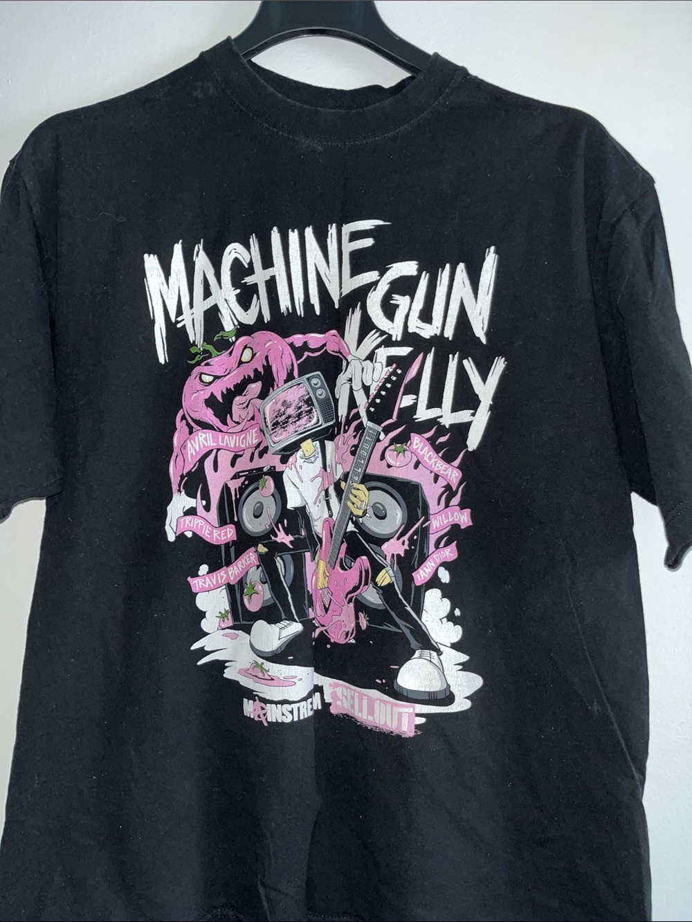 MACHINE GUN KELLY tour ‘22 merch